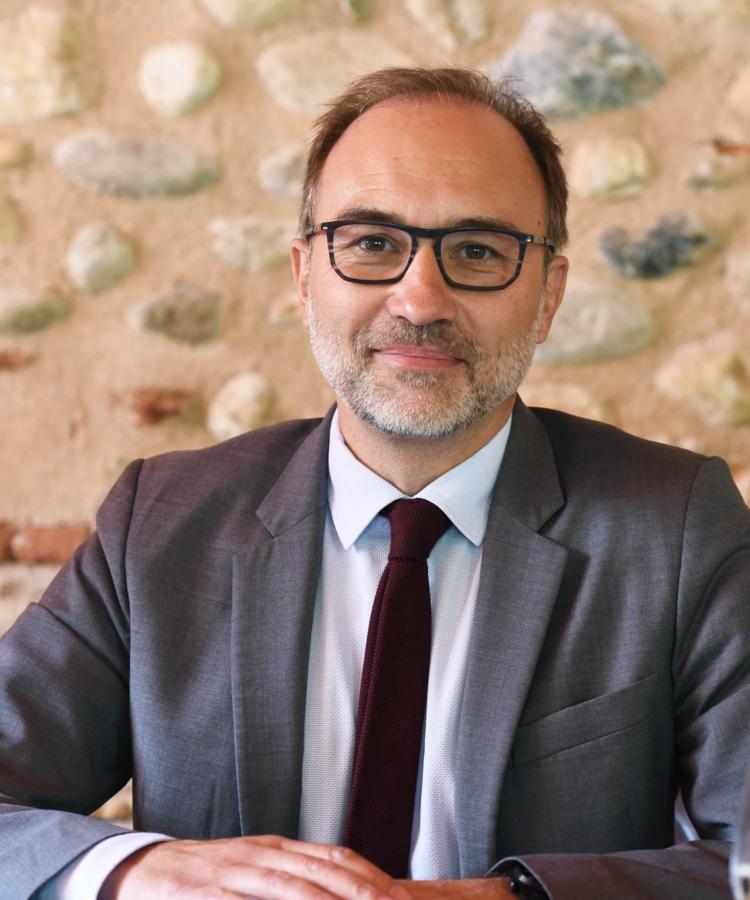 Nicolas Ribot Nicolas Ribot, nouveau Président du Conseil régional des notaires de la ...