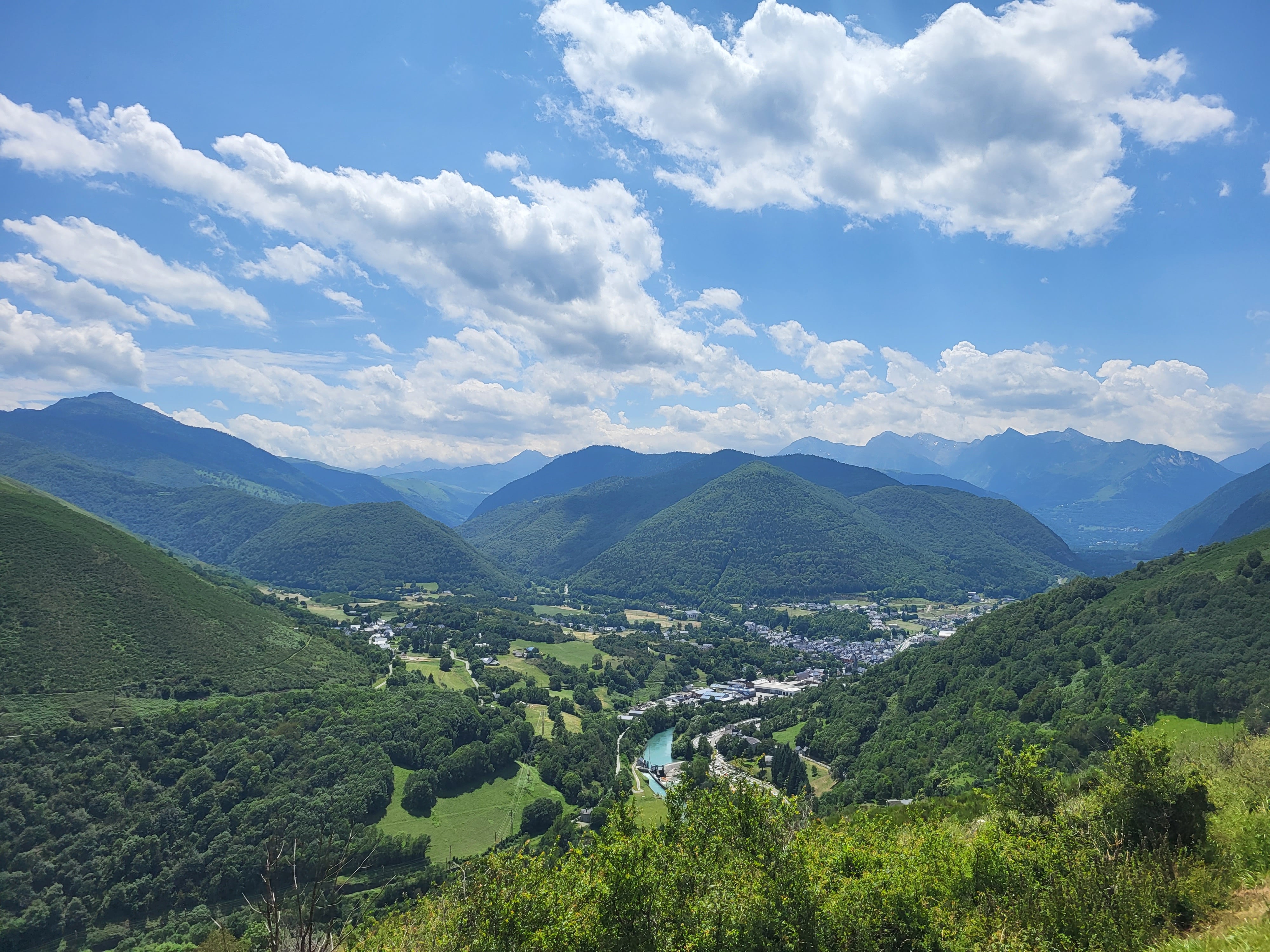 Amateurs et passionnés de cyclisme, le paysage est un atout clé du Tour de France.