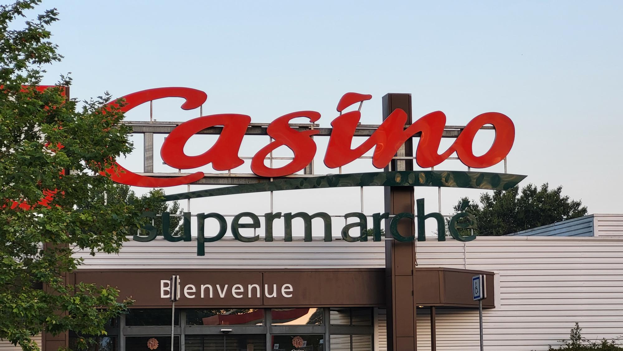 Le supermarché Casino d'Estancarbon (Haute-Garonne), situé au pied des Pyréénes, va être vendu à Intermarché. (Photo : Anthony Assémat - Entreprises Occitanie)