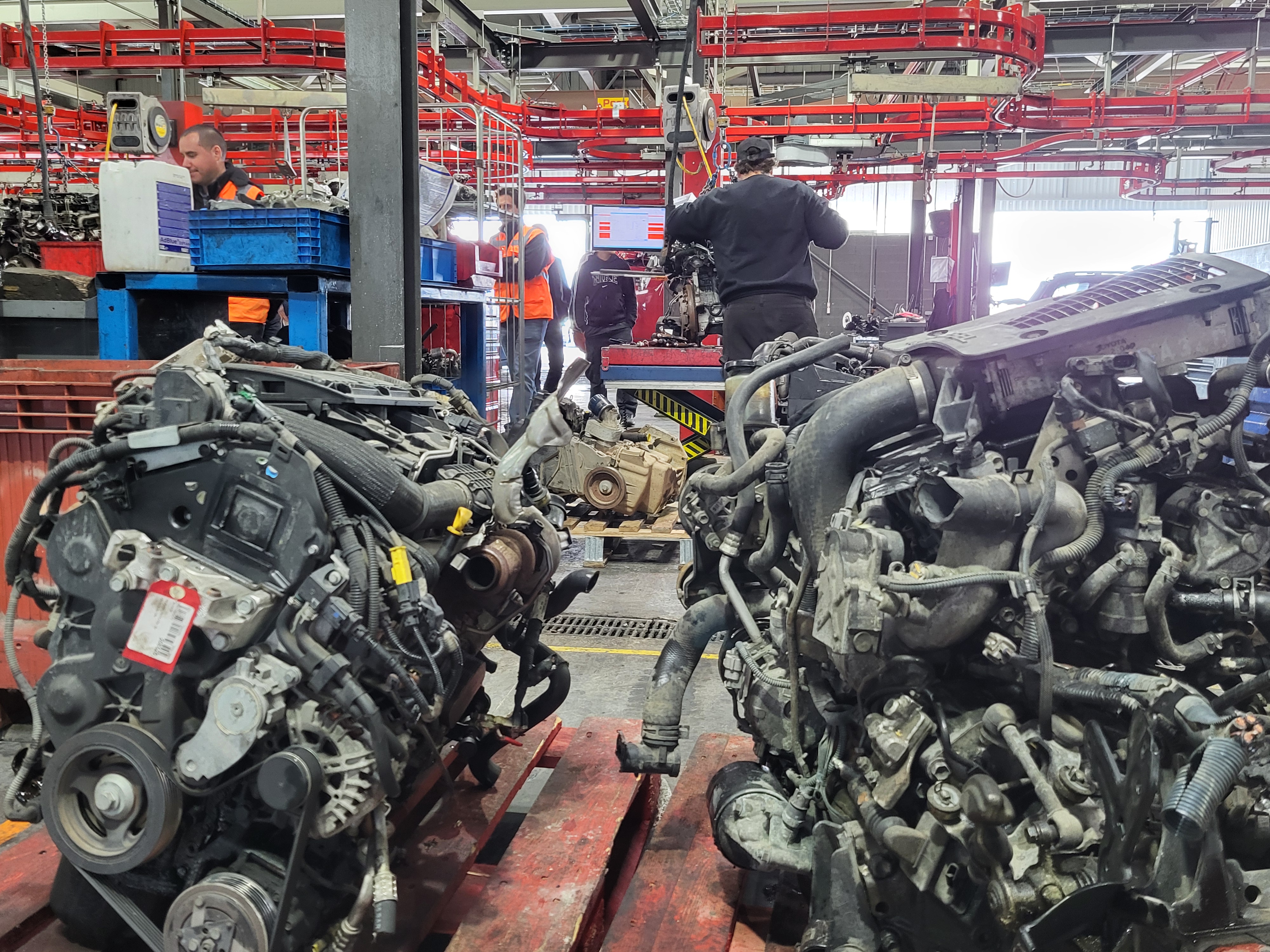 Surplus Recyclage a une activité large dans le domaine, de la voiture à la moto en passant par les tracteurs. (Photo : Anthony Assémat - Entreprises Occitanie)