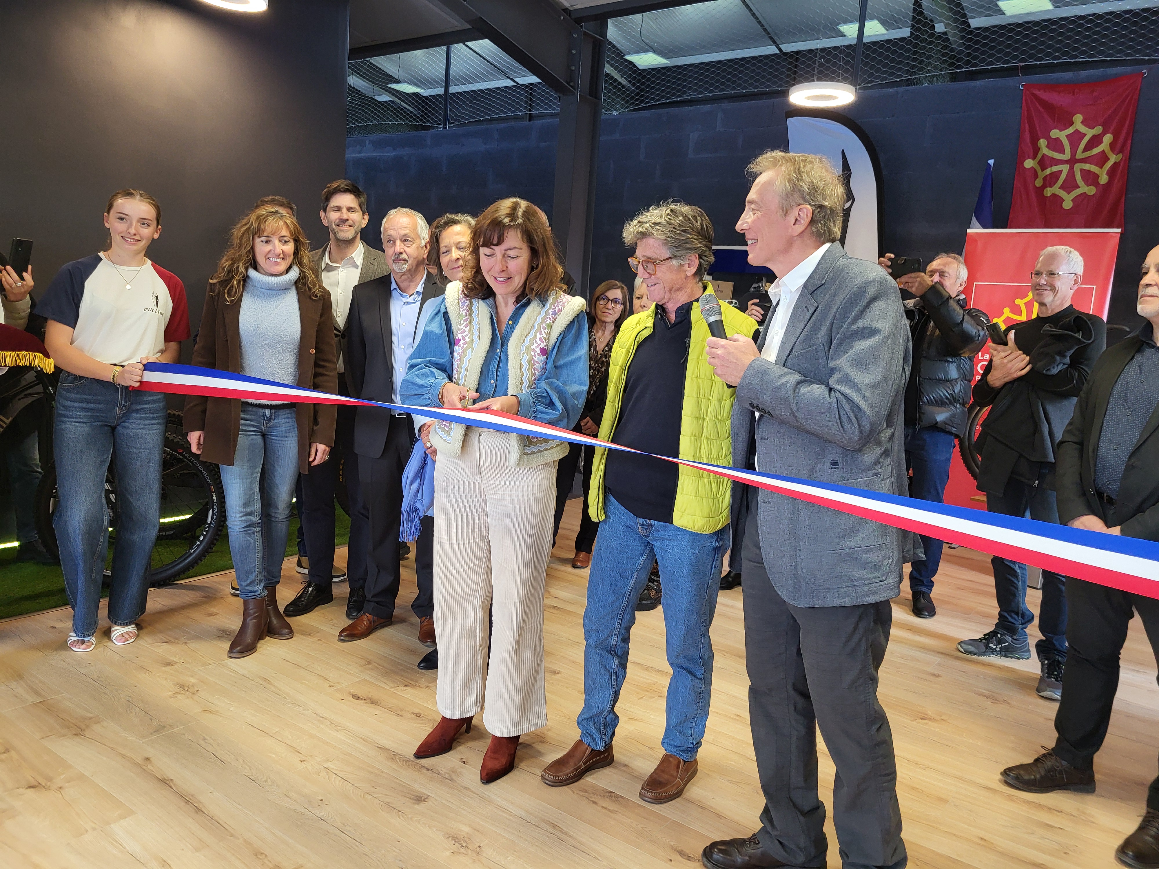 Carole Delga, la présidente de la Région Occitanie, a inauguré l'usine Bucefal dans le Comminges, jeudi 18 avril 2024. (Photo : Anthony Assémat - Entreprises Occitanie)