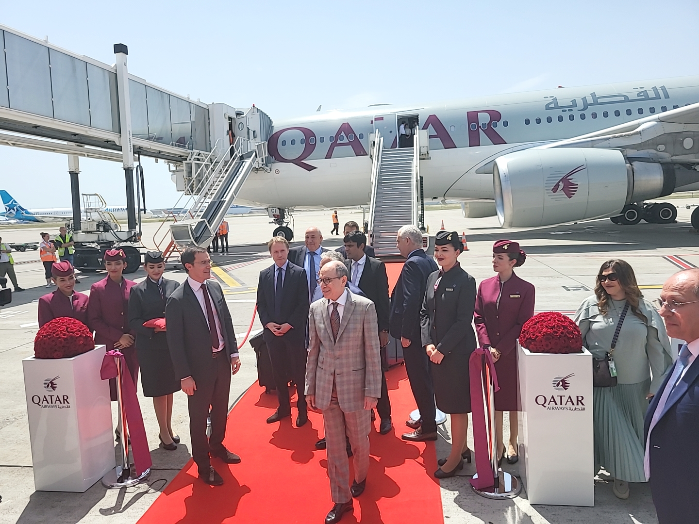 Tapis rouge et coupage de ruban, le premier vol Toulouse-Doha a été réalisé le mardi 18 juillet. (Photo : Dorian Alinaghi Entreprises Occitanie)