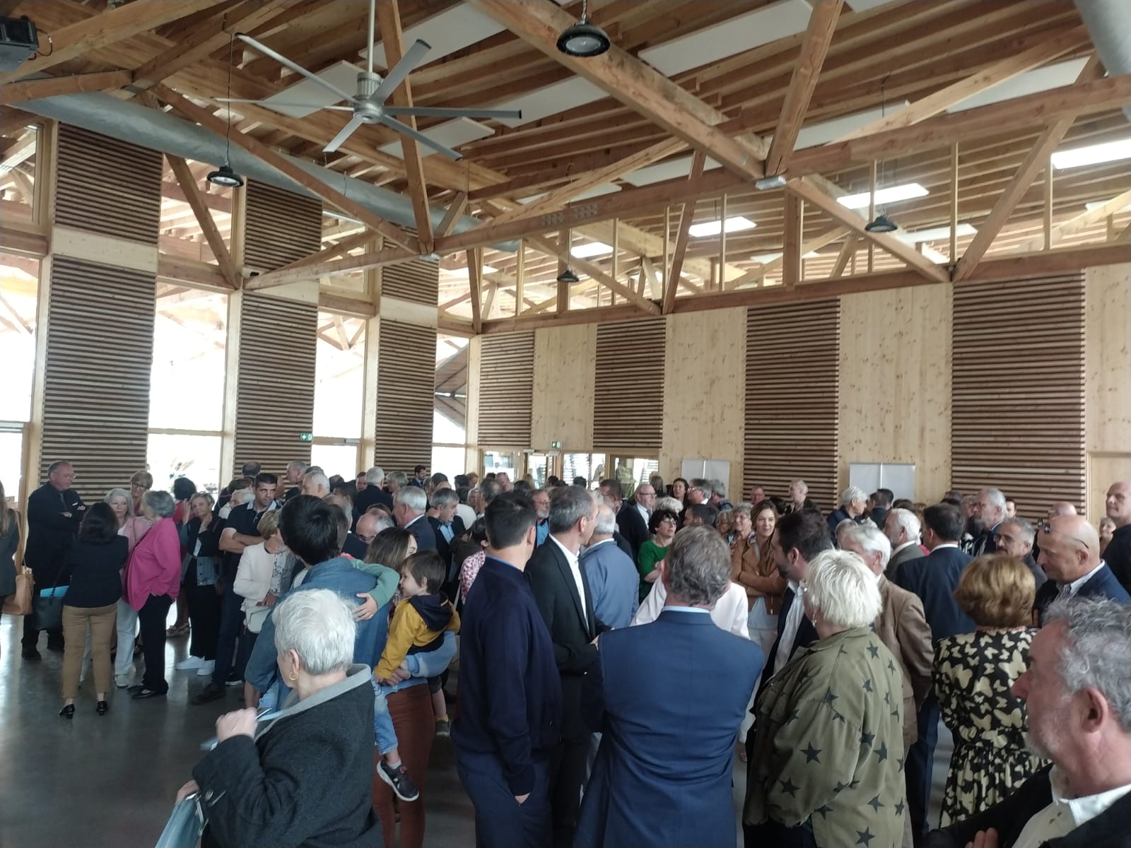 L'espace a été inauguré le samedi 23 septembre 2023, avec notamment la visite de Dominique Faure, ministre déléguée en charge de la Ruralité et des Collectivités locales et anciennement maire de Saint-Orens. (Photo : l'Autantyk)