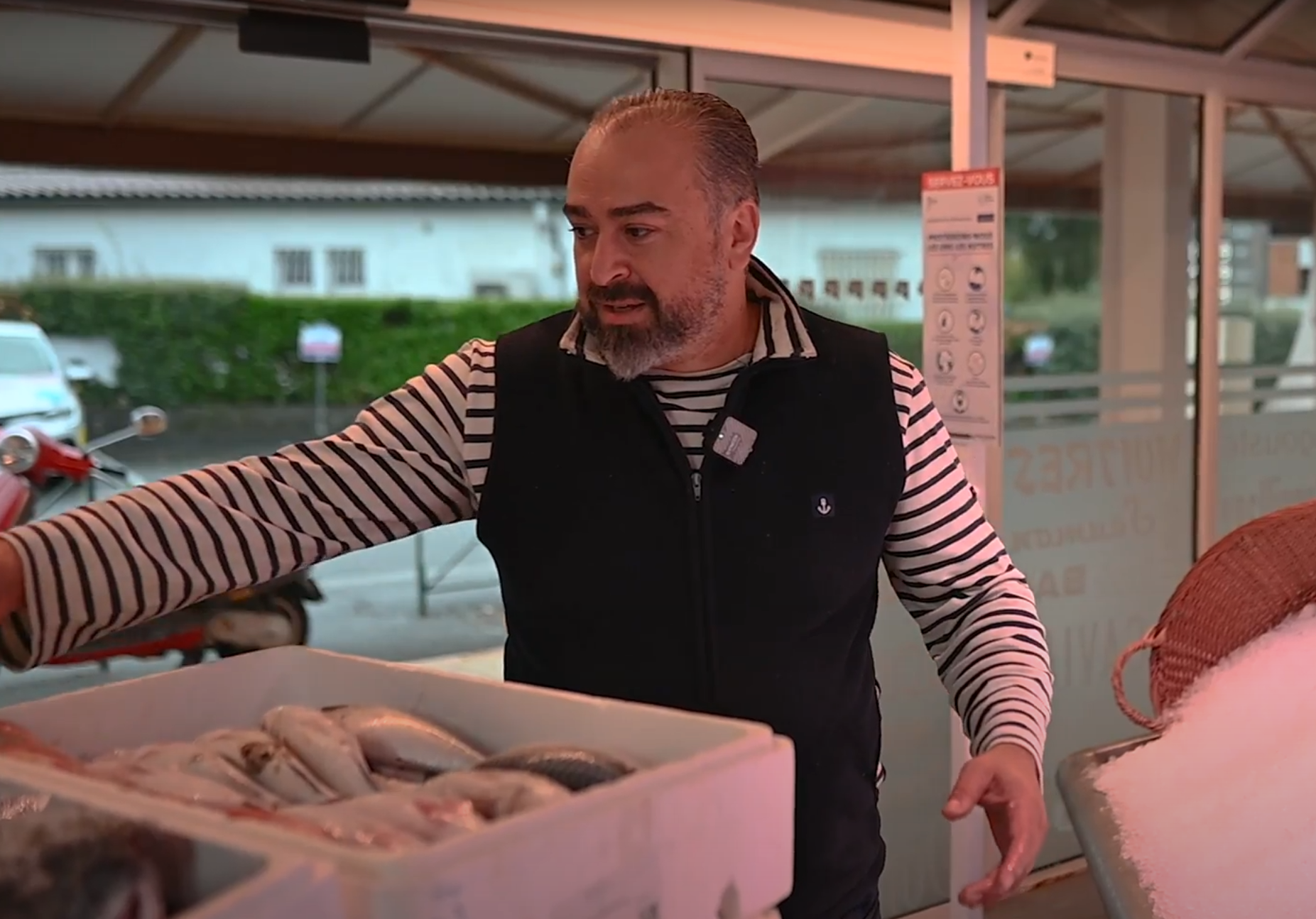 Fondateur de la franchise La Marinière à Toulouse, Djamel Chibout a plus de 25 ans d'expérience dans le milieu de la poissonnerie. (Photo : La Marinière)