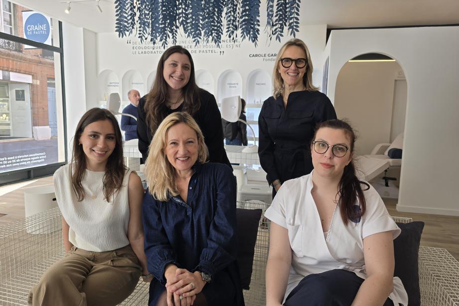 La boutique Graine de pastel de Toulouse, ouverte le 8 avril 2025 au 27 rue de la Pomme, marque une nouvelle étape dans le développement de la marque. Ce lieu de 80 m² intègre un bar à soins, deux cabines, et des équipements haute technologie comme le masque LED OVE. (Photo Dorian Alinaghi Entreprises Occitanie)