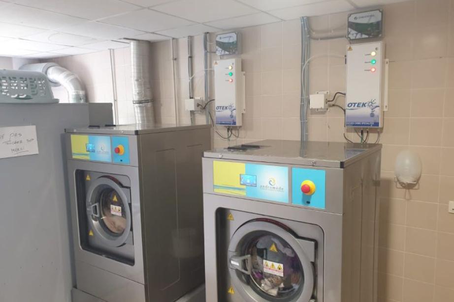 La solution Garotek développée par Gaches Chimie permet aux blanchisseries industrielles une économie d'énergie de 90 % (avec réduction d'émission de Co2 associé).