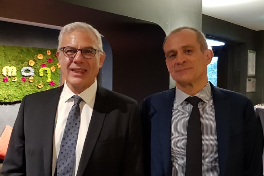 De g à d : Alain di Crescenzo, président d'IGE XAO, Jean-Pascal Tricoire, président de Schneider De g à d : Alain di Crescenzo, président d'IGE XAO, Jean-Pascal Tricoire, président de Schneider