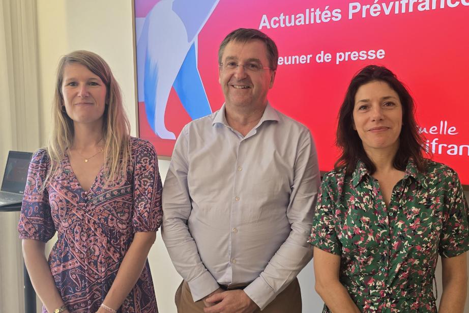 Henry Mathon, directeur général de la Mutuelle Prévifrance, entouré de Julie Blaise, chef de projet marketing et Caroline Salvan, responsable marketing et communication. (Photo Dorian Alinaghi Entreprises Occitanie)