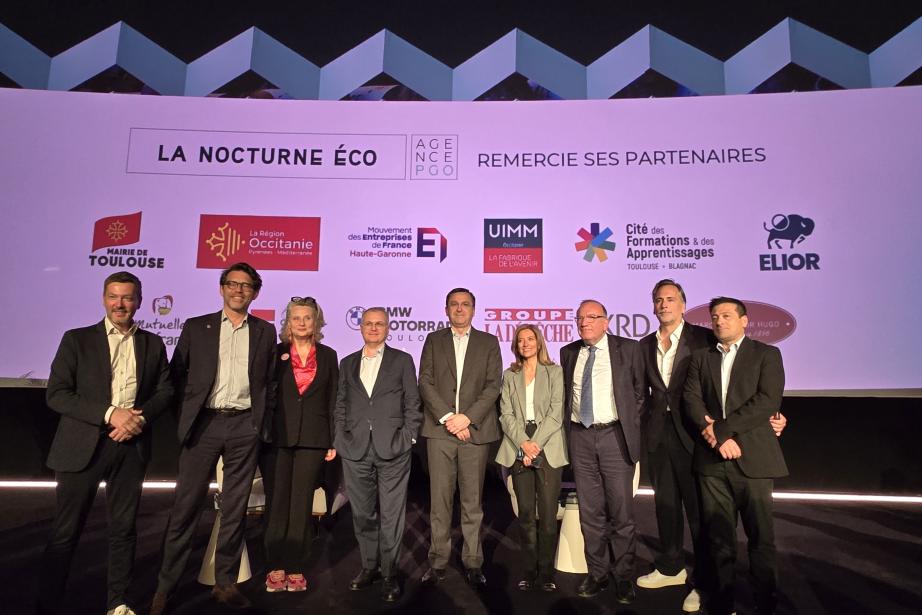 De gauche à droite : Sébastien Matty (GA Smart Building), Pierre-Olivier Nau, (Medef Haute-Garon 31),  Florence Bar-Ledieu (CFA Toulouse-Blagnac), Didier Katzenmayer (IUMM Occitanie), Henry Mathon (mutuelle Prévifrance),  Isabelle Patrier (TotalEnergies), Pierre Gattaz (ancien président du Medef national), Pierre Garrigues (agence PGO) et Thomas Fantini (VP Medef Haute-Garonne).