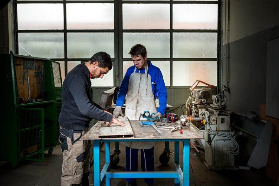 439 collaborateurs et 90 bénévoles sont mobilisés à la Fondation Apprentis d'Auteuil Occitanie. 439 collaborateurs et 90 bénévoles sont mobilisés à la Fondation Apprentis d'Auteuil Occitanie.