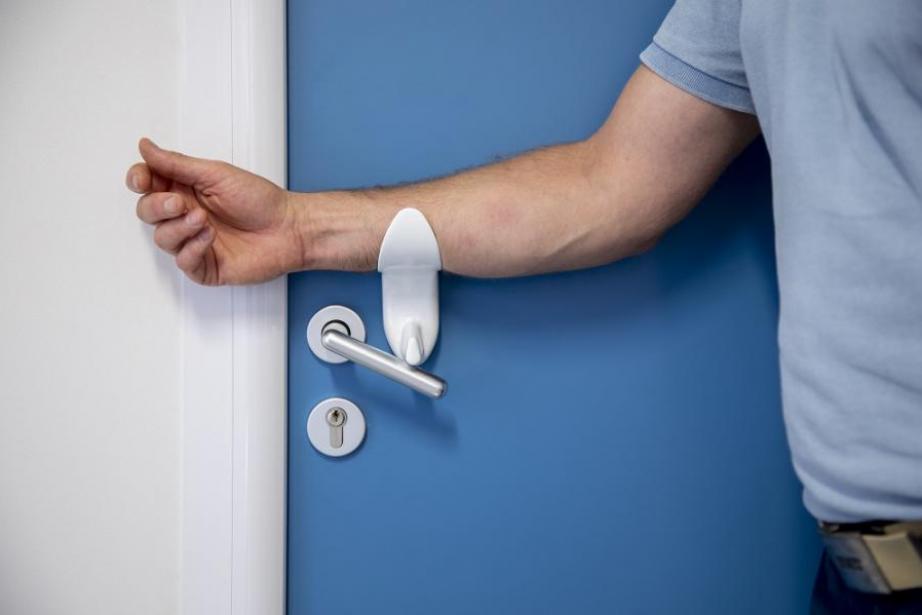 L'actionneur porte Izidoor anti-Covid 19 L'actionneur porte Izidoor anti-Covid 19