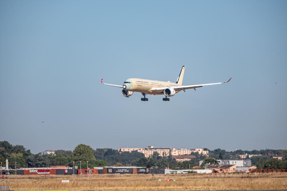 Commandes en forte hausse, carnet de 9 222 appareils, montée en cadence industrielle et objectifs annuels confirmés… Le groupe dirigé par Guillaume Faury vise toujours environ 870 livraisons en 2026. (Photo Airbus)