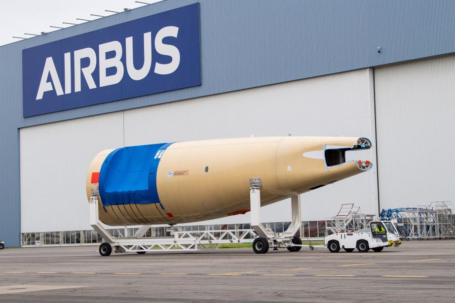 Chaîne d’assemblage Airbus : en 2025, le groupe vise l’accélération progressive de ses cadences, avec un objectif de 870 livraisons en 2026. (Photo Airbus)