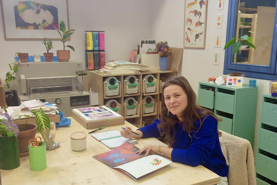 Alexandra Pascual, créatrice de l’atelier d'impression de risographie Leoka à Toulouse, qui a bénéficié de la prime Jeune