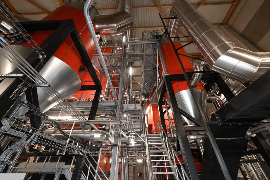 Airbus renforce son engagement pour les énergies renouvelables en inaugurant une nouvelle chaufferie biomasse sur ses sites toulousains. (Photo : Airbus)