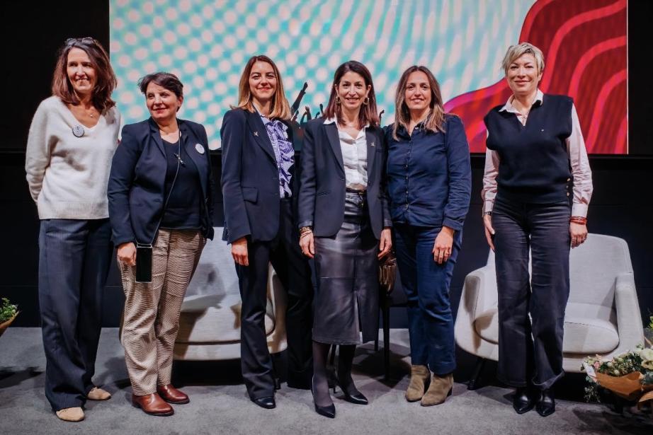 Le bureau de FCE 31 est composé de : Nathalie Averous, gérante d’Accessit Patrimoine, Sylvie Roubach, fondatrice de MonparfumMasignature , Carole Serres, salariée-associée chez Annexis, Patricia Lyautey-Carcenac, fondatrice du cabinet Lyautey Patrimoine, Carine Emery, présidente de Maison Labeur et Anne-Sophie Martuchou, fondatrice d’ann’events. (Photo Laure Sophie Cordier)
