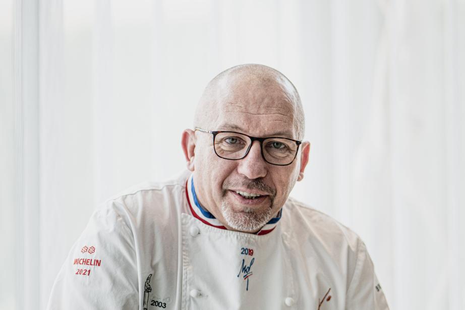 « Au départ, il y avait un restaurant. Aujourd’hui, c’est un écosystème où chaque pièce tient les autres. » résume Le chef Franck Putelat.