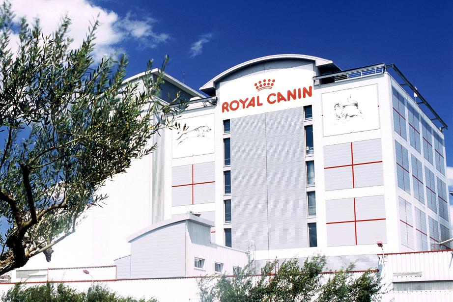Le "campus" de Royal Canin®, dans le Gard (36 hectares), abrite le siège mondial de la société et fait travailler 1200 personnes. (Photo : Royal Canin®)