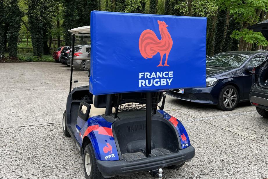 Le XV de France, en pleine préparation de la Coupe du monde de rugby sur ses terres, vient de s'équiper de sa deuxième golfette. (Photo : Reeplay)