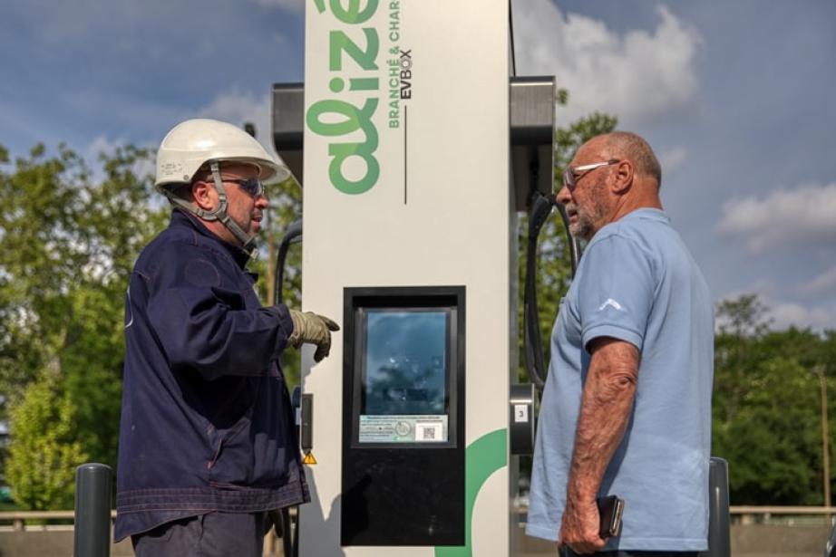 Toulibeo enregistre chaque mois entre 7 000 et 9 000 recharges, effectuées aussi bien par des particuliers que par des professionnels (taxis, livreurs, etc.). (Photo Toulibeo)