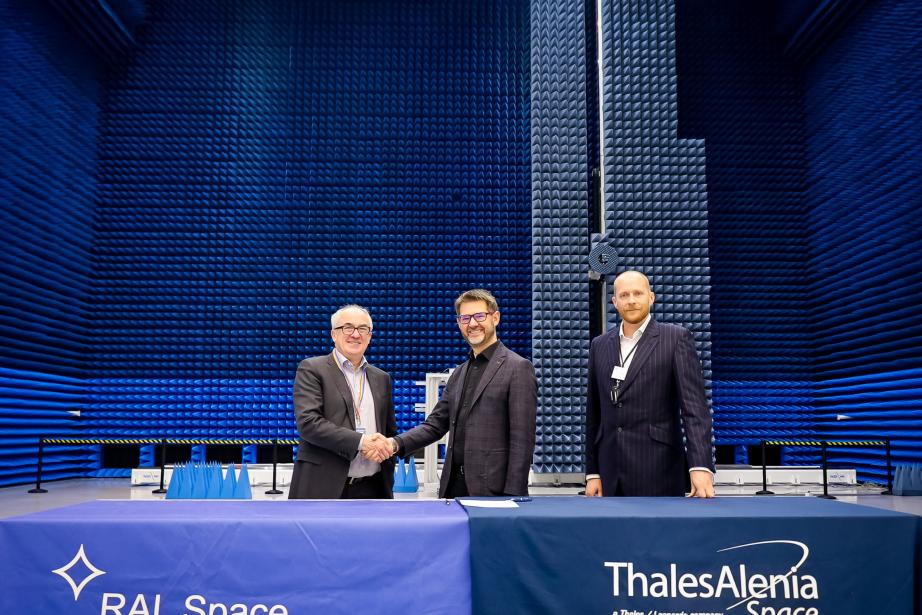 Thales Alenia Space a réalisé un chiffre d'affaires d’environ 2,2 milliards d’euros en 2022 et emploie environ 8500 personnes dans 10 pays, avec 17 sites  en Europe et une usine aux États-Unis. (Photo : Thalès Alenia Space) 