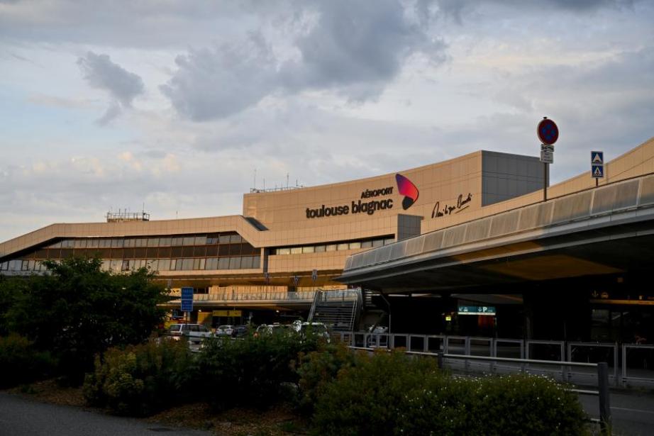 L'aéroport Toulouse-Blagnac L'aéroport Toulouse-Blagnac