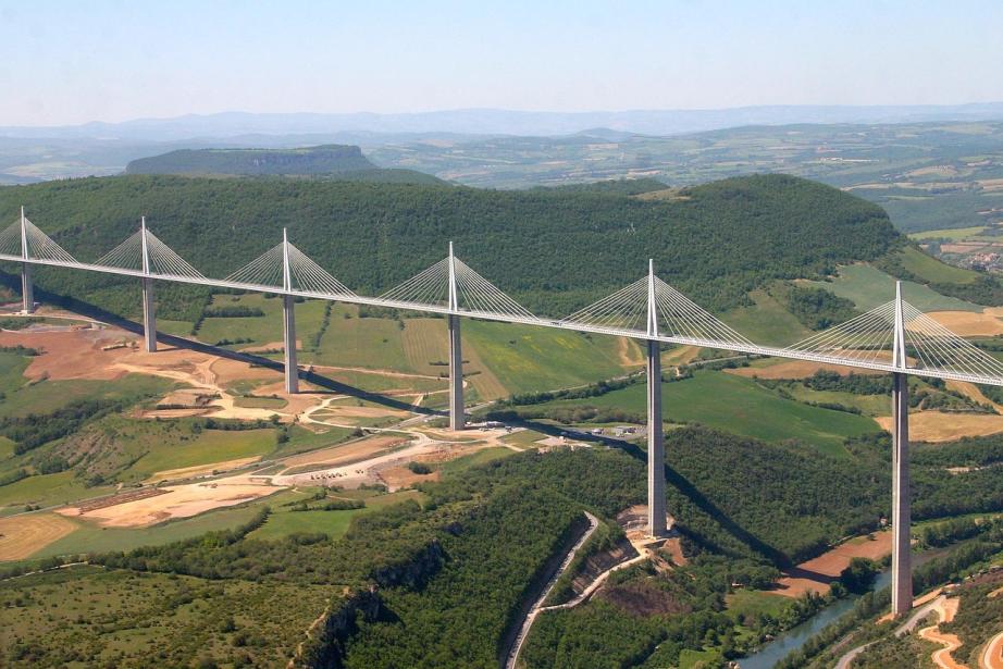 Après une sélection rigoureuse impliquant plusieurs villes concurrentes, Millau a été choisie pour accueillir ce projet d’envergure. (Photo Pixabay)