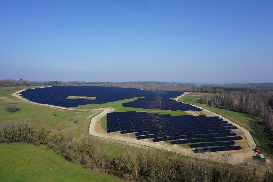 Centrale solaire de Saint Antoine d'Auberoche Centrale solaire de Saint Antoine d'Auberoche