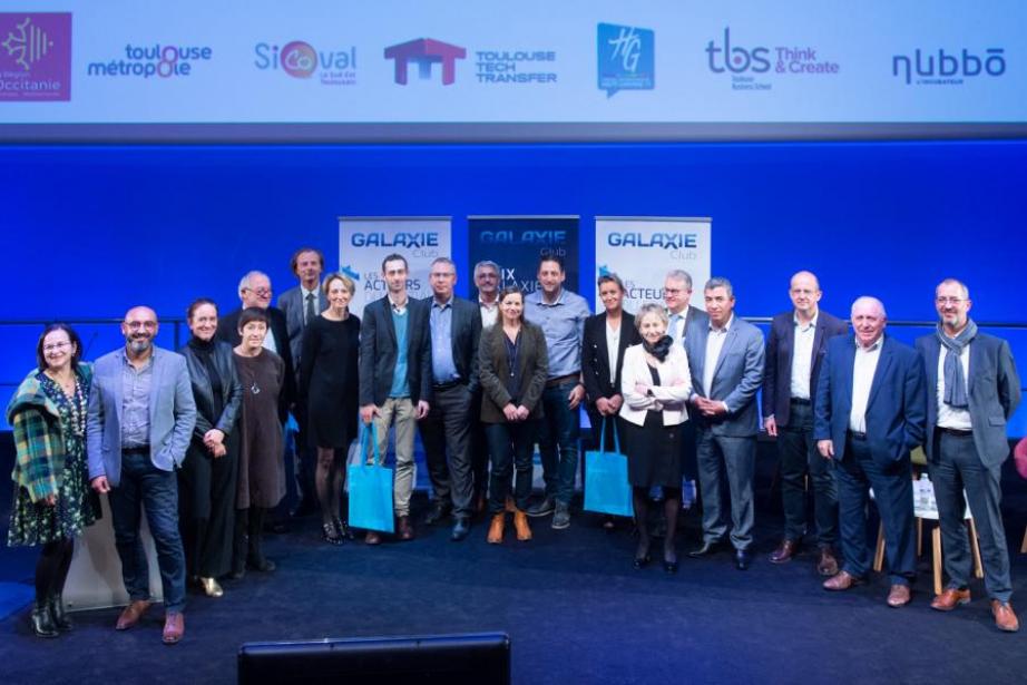 La remise du Prix Galaxie 2021, en présence de Catherine Lambert, présidente de l'association. 