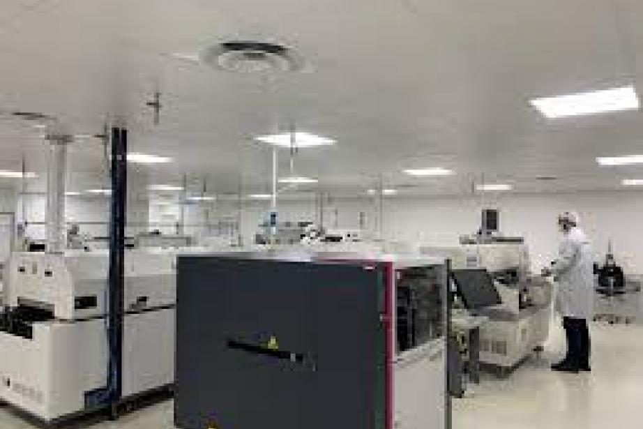 Microtec reçoit un soutien de 650 000 € du plan France Relance pour financer l'équipement de sa nouvelle salle blanche. Microtec reçoit un soutien de 650 000 € du plan France Relance pour financer l'équipement de sa nouvelle salle blanche.