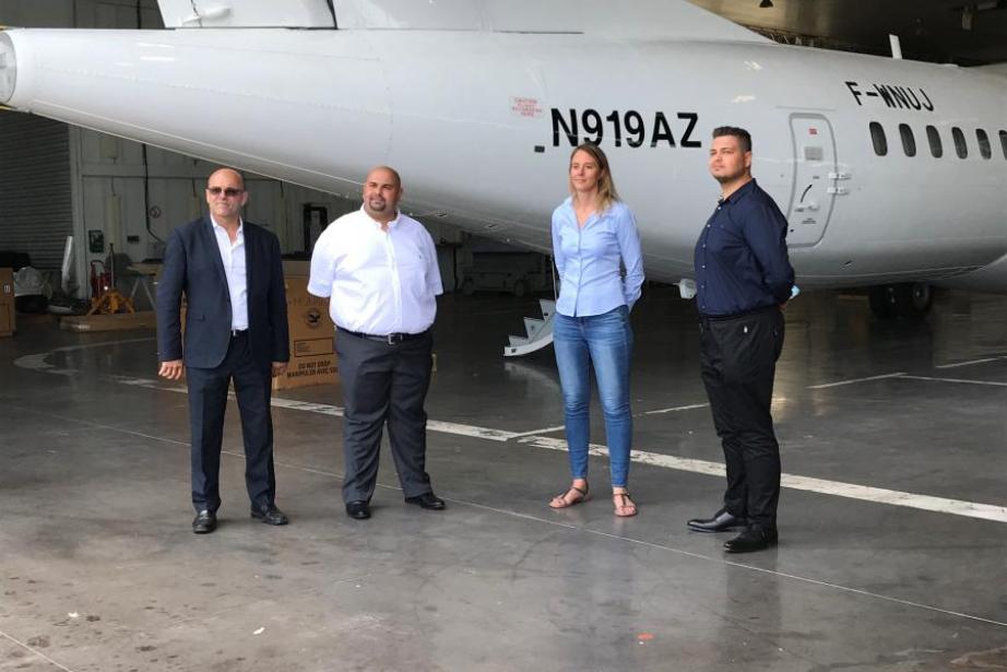 Alain Gaudon, et Charly Arslan, directeur général et président d’Ariplane Group, Jessica Clémençon, sales manager, Kevin Arslan, executive assistant. Crédit : Paul Fabre. Alain Gaudon, et Charly Arslan, directeur général et président d’Ariplane Group, Jessica Clémençon, sales manager, Kevin Arslan, executive assistant. Crédit : Paul Fabre.