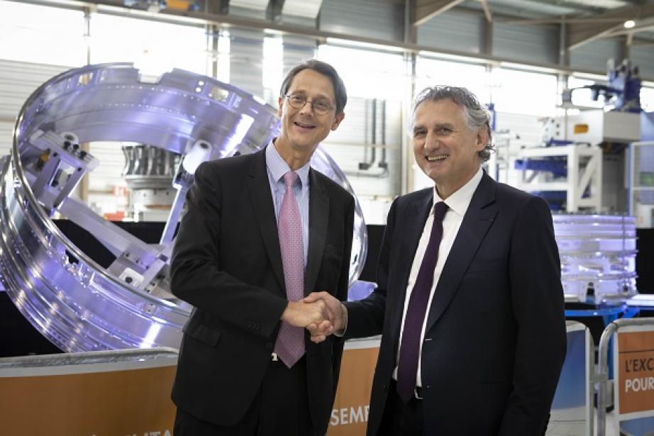 Olivier Andries, président de Safran Aircraft Engines et J.-C. Maillard, Pdg de Figeac Aero. Olivier Andries, président de Safran Aircraft Engines et J.-C. Maillard, Pdg de Figeac Aero.