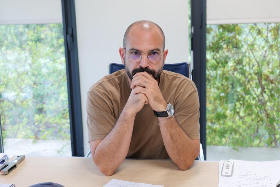 Oren Laloum, directeur général et associé de FHE, à Perpignan, accélère dans la rénovation énergétique des bâtiments. (Photo : FHE)