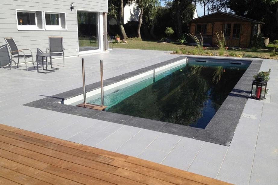 Piscine avec le système Pooldeck abaissé