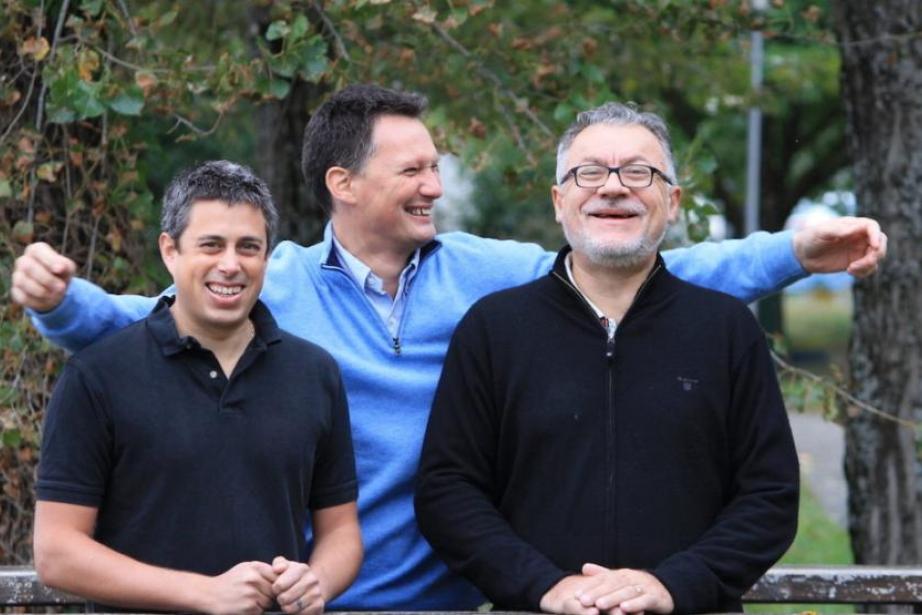 Les trois fondateurs de Simsoft Industry. Les trois fondateurs de Simsoft Industry.