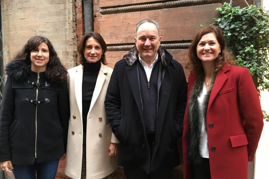 Les permanents du Réseau Entreprendre avec Jean-François Battesti, président de l'association.