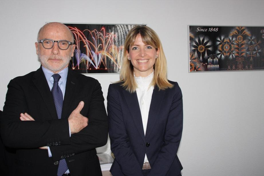 de g à d : Jean-Jacques Barès, directeur général et Marie Barès, en charge de la direction générale déléguée de la société Lacroix de g à d : Jean-Jacques Barès, directeur général et Marie Barès, en charge de la direction générale déléguée de la société Lacroix