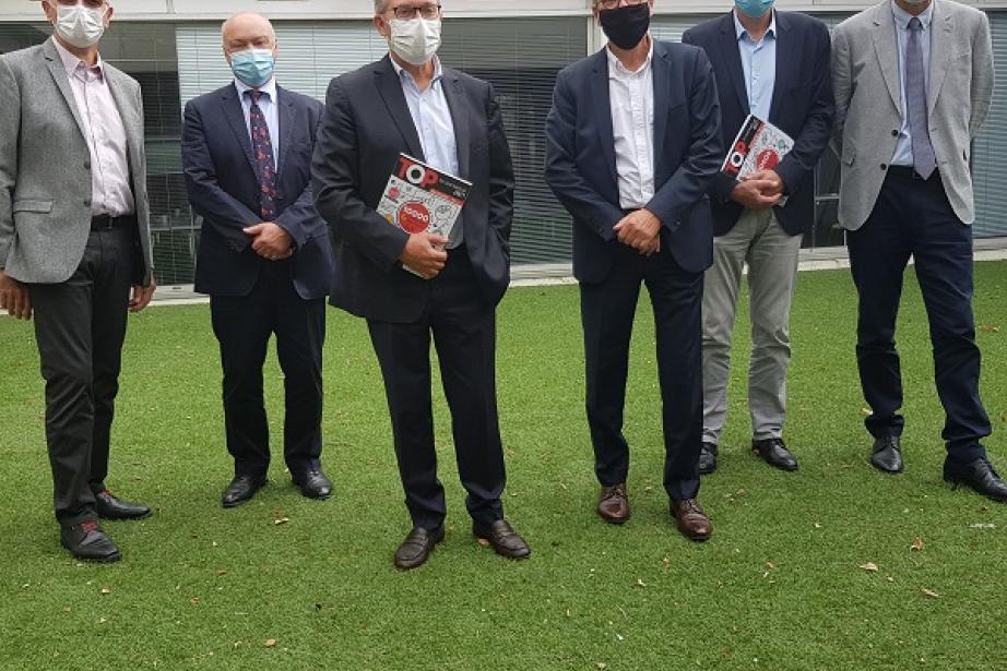 Denis Lafon (CDC), Luc Marta de Andrade (Syntec numérique), Pierre-Marie Hanquiez (Medef31), Philippe Frey (Syntec ingénierie), Emile Noyer (FBTP31), Bruno Bergoend (UIMM Occitanie). Denis Lafon (CDC), Luc Marta de Andrade (Syntec numérique), Pierre-Marie Hanquiez (Medef31), Philippe Frey (Syntec ingénierie), Emile Noyer (FBTP31), Bruno Bergoend (UIMM Occitanie).