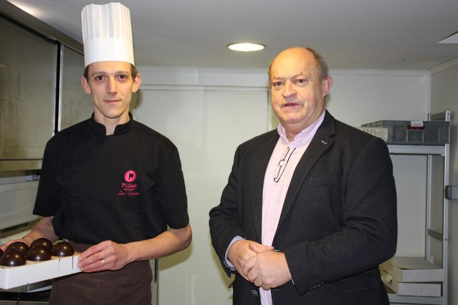 De g à d : Marc Della Siega maître chocolatier et Hugues Sallier, Pdg De g à d : Marc Della Siega maître chocolatier et Hugues Sallier, Pdg