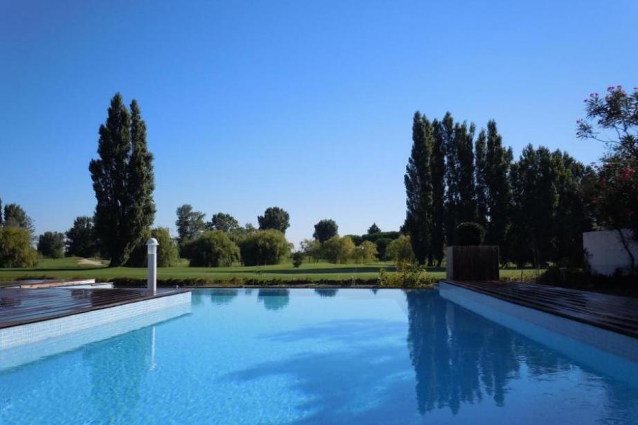 5 000 piscines publiques et 100 000 piscines et spas résidentiels traités avec les produits de BioUV Group, PME basée à Lunel. 5 000 piscines publiques et 100 000 piscines et spas résidentiels traités avec les produits de BioUV Group, PME basée à Lunel.