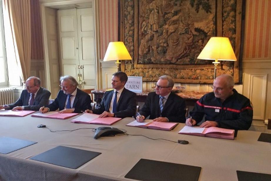 Signature de la convention le 16 février 2017. Signature de la convention le 16 février 2017.
