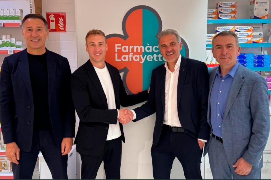 De gauche à droite : Marco Pacchioni, co-fondateur Puressentiel, Rocco Pacchioni, directeur général Puressentiel, Pascal Fontaine, directeur commercial Groupe Hygie31 et Hervé Jouves, président Hygie31. (Photo Hygie31)