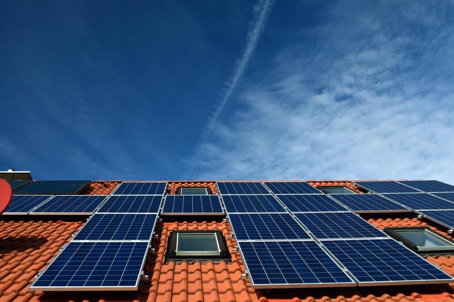 la Communauté d’agglomération du Sicoval se dote d’un nouvel outil numérique permettant de mesurer le potentiel solaire des toitures et parkings de son territoire : le cadastre solaire. (Photo d'illustration : Pixabay)