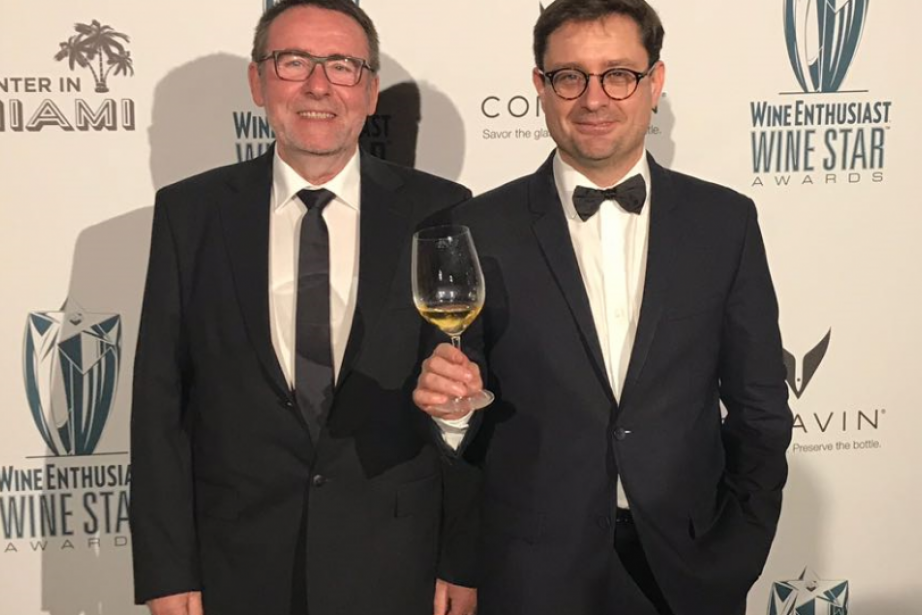 de g à d : Michel Defrances, Co-président de l'interprofession des vins du Sud-ouest et de Paul Fabre, directeur de g à d : Michel Defrances, Co-président de l'interprofession des vins du Sud-ouest et de Paul Fabre, directeur