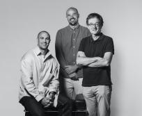 De gauche à droite : d'Anthony Garcia, fondateur et CEO de l'agence Madaré, Jean-Baptiste Laureau, associé et directeur stratégie et Vincent Moreau, fondateur d'Objectif Papillon. (Photo Madaré)