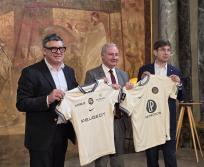 De gauche à droite : Didier Lacroix, président du Stade Toulousain, Jean-Luc Moudenc, maire de Toulouse et président de Toulouse Métropole et Olivier Cloarec, président du Toulouse Football Club. (Photo Dorian Alinaghi)