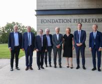 De gauche à droite : Sami Toutounji (cabinet Gide), Pierre-Yves Revol (Fondation Pierre Fabre), Olivier Paon (FAS), Jean-Claude Mailly (ancien SG de FO), Patrick Martin (Medef), Maud Vimeux (DRH Pierre Fabre), Nicolas Villet (BNP Paribas Épargne & Retraite Entreprises) et Éric Ducournau (DG Pierre Fabre). (Photo Pierre Fabre)