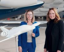 De gauche à droite : Eloa Guillotin, CEO de Beyond Aero, et Caroline Demsar, CEO de Luxaviation France, Malta et Portugal. (Photo Beyond Aero)