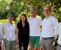 De gauche à droite : Raphaël Allouch, Sonia de Saint-Ours, Sophie Berdoues-Coudouy, Charles Kloboukoff, Hubert Sizaire et Richard Madignier, réunis pour sceller une étape majeure dans l’histoire du Groupe Berdoues. (Photo Groupe Berdoues°