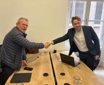 De gauche à droite : Jean-Marie Savalle, président-fondateur d'Isagri et Grégoire Dupré, directeur général d’Abelio. (Photo Abelio)